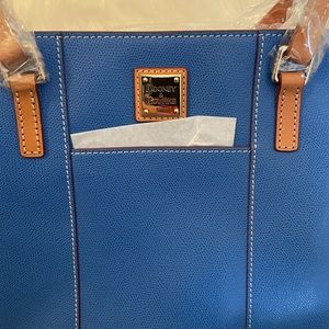 Dooney & Bourke Small Lexington Blue New with Dust Bag Authentic 12x10x3